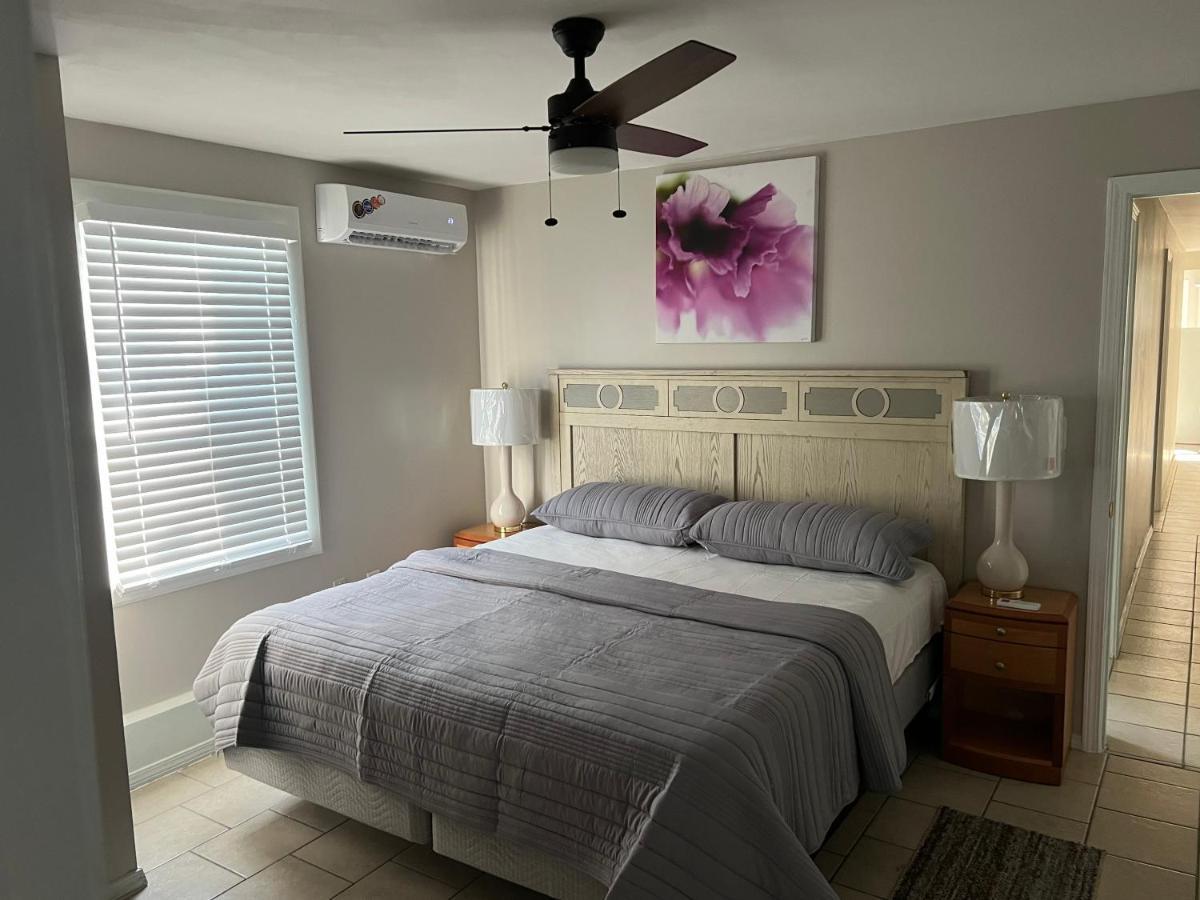 Near French Quarter Two Bedrooms+
