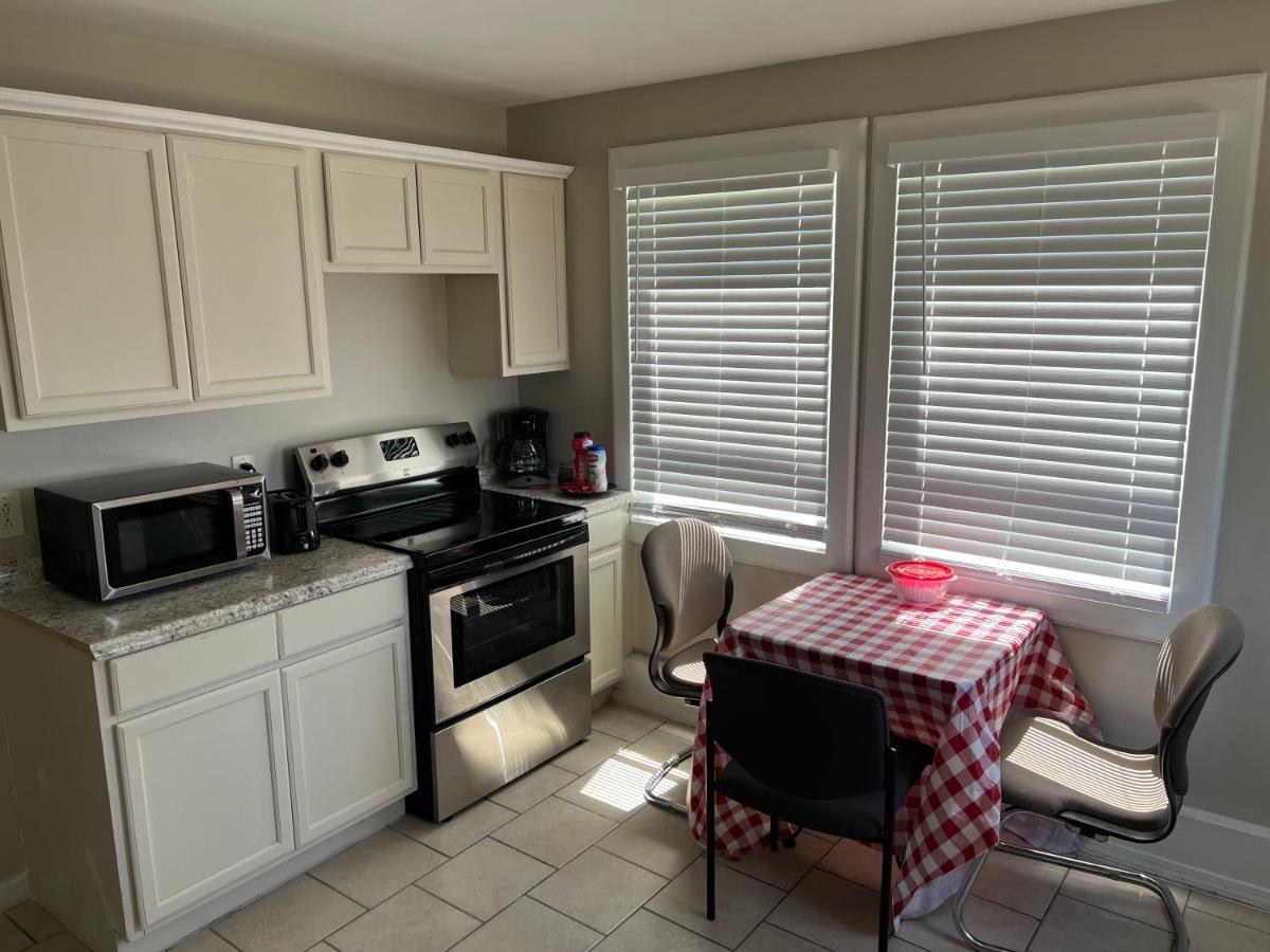 Apartment Near French Quarter Two Bedrooms+ *
