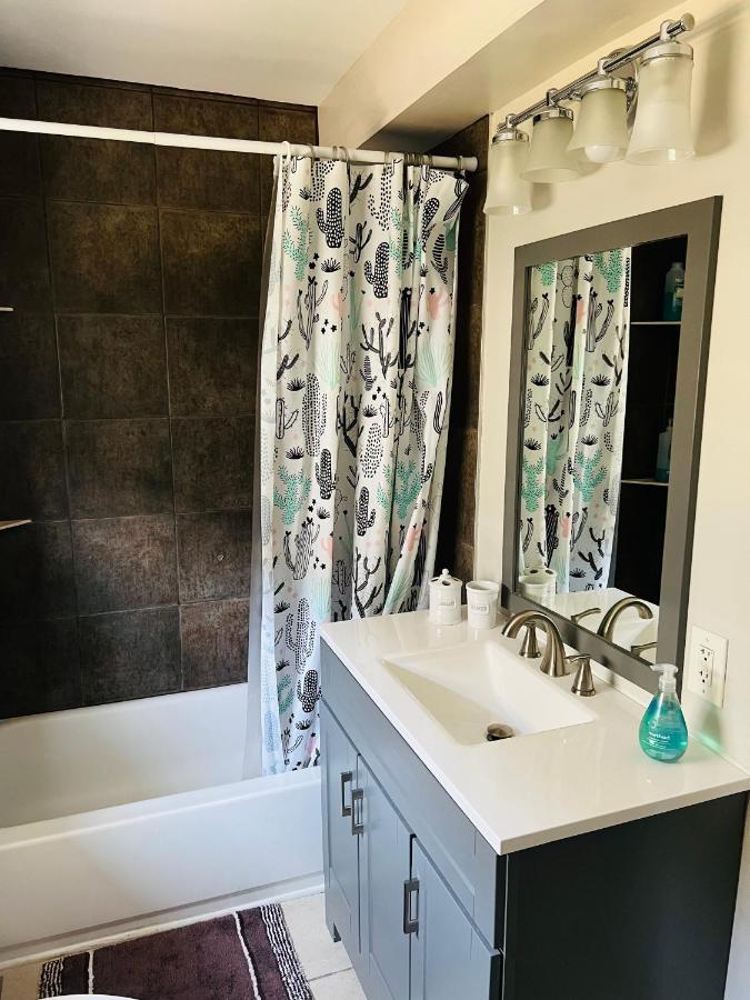 Near French Quarter Two Bedrooms+ * New Orleans